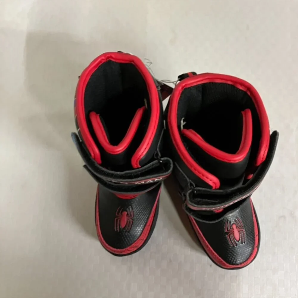Marvel SPIDER-MAN Toddler's 8 Black & Red Waterproof Insulated Snow Lights Boots